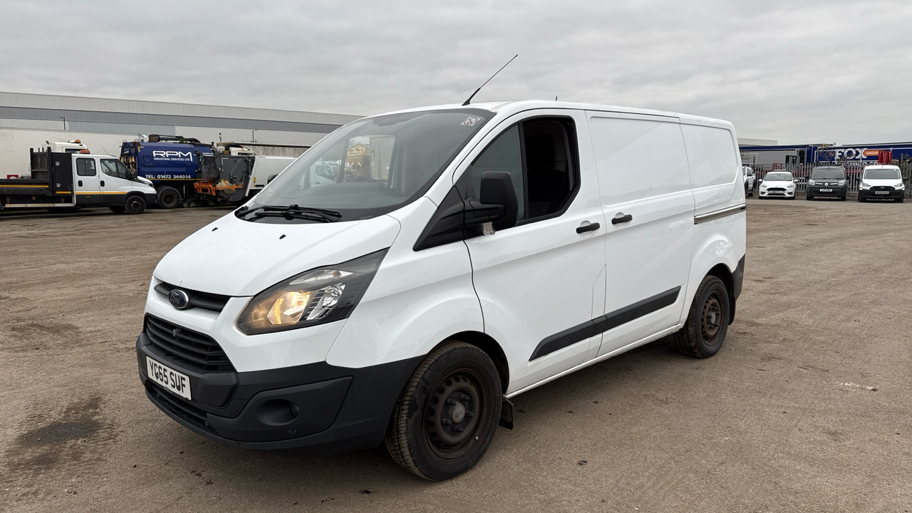 Ford Transit Custom 290 2.2 TDCi 100ps - Small van: picture 2 Ford Transit Custom 290 2.2 TDCi 100ps - Small van: picture 2