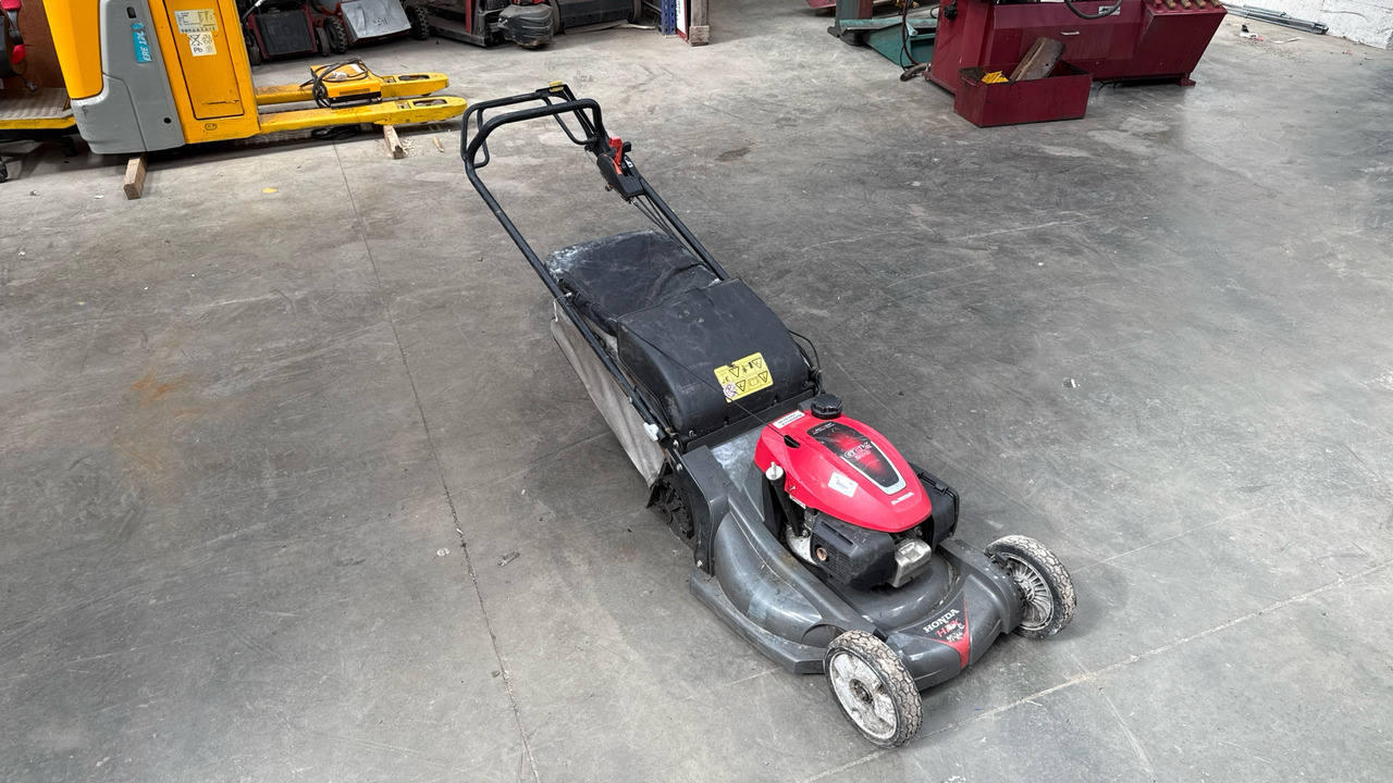 HONDA HRX537 C6HYEA - Construction equipment: picture 1 HONDA HRX537 C6HYEA - Construction equipment: picture 1