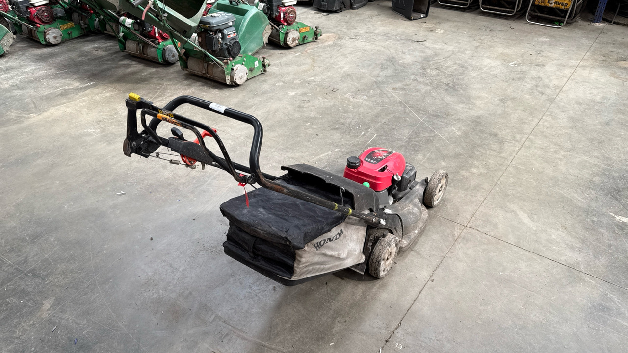 HONDA HRX537 C6HYEA - Construction equipment: picture 1 HONDA HRX537 C6HYEA - Construction equipment: picture 1