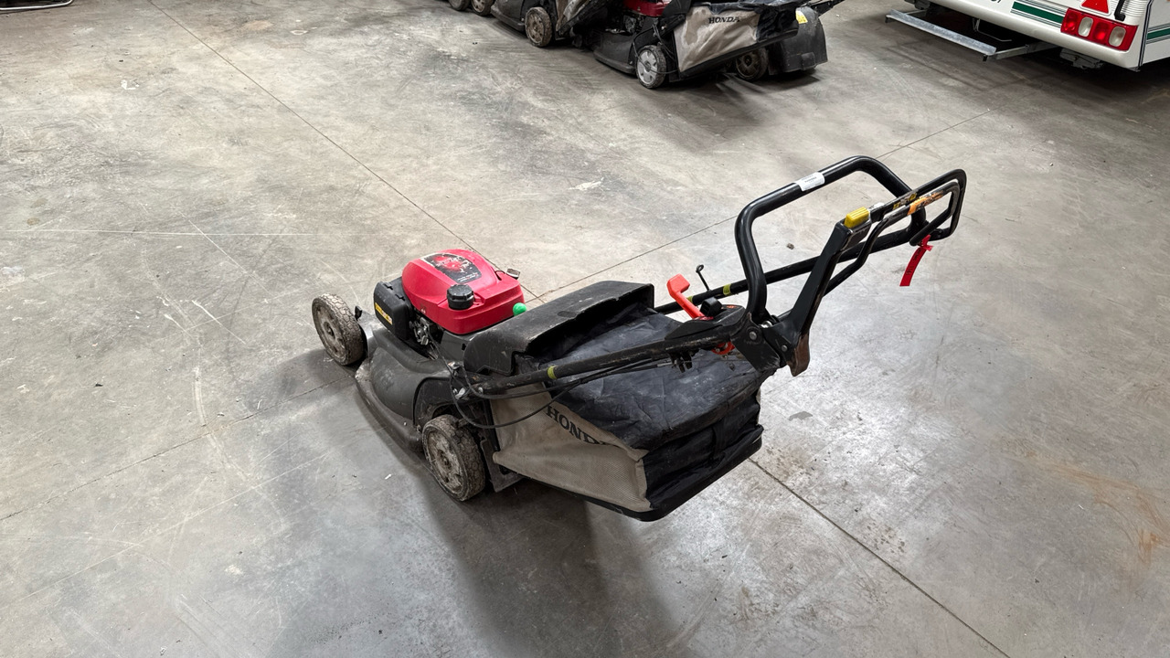 HONDA HRX537 C6HYEA - Construction equipment: picture 2 HONDA HRX537 C6HYEA - Construction equipment: picture 2
