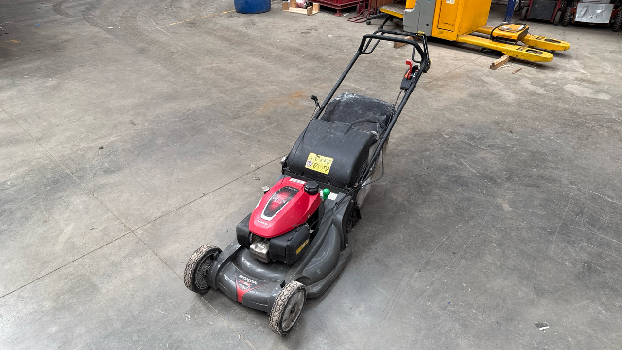 HONDA HRX537 C6HYEA - Construction equipment: picture 4 HONDA HRX537 C6HYEA - Construction equipment: picture 4