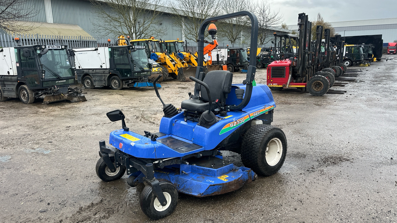 ISEKI SZ330 - Lawn mower: picture 2 ISEKI SZ330 - Lawn mower: picture 2