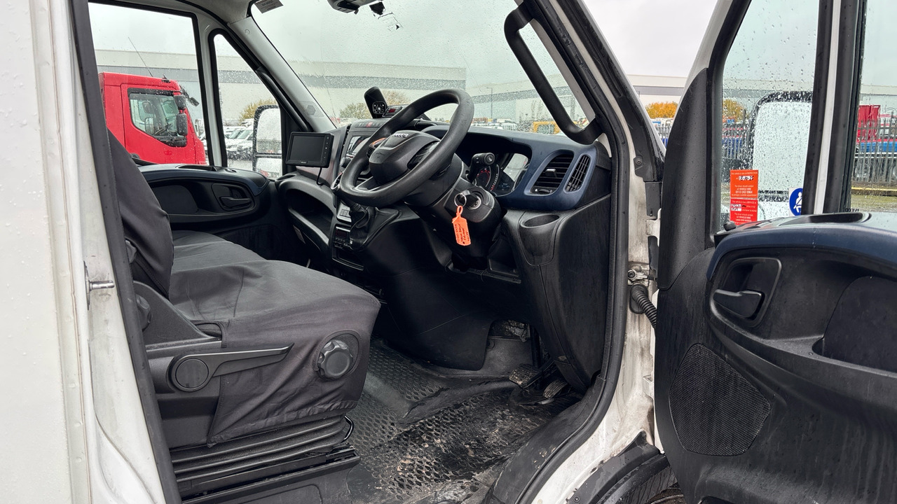 IVECO DAILY 72-180 - Refrigerated truck: picture 5 IVECO DAILY 72-180 - Refrigerated truck: picture 5