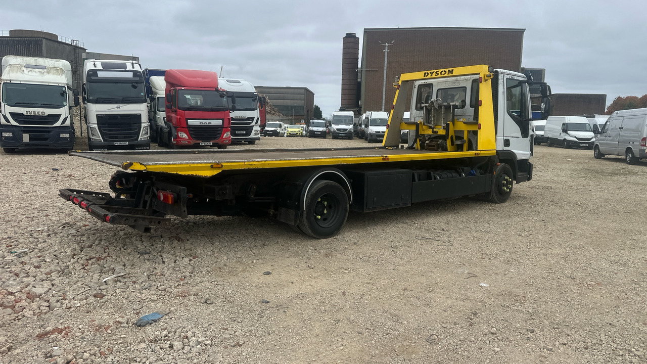 IVECO EUROCARGO 100-190 - Tow truck: picture 4 IVECO EUROCARGO 100-190 - Tow truck: picture 4