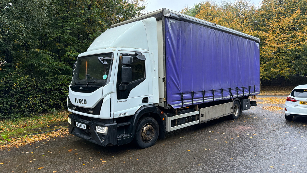Iveco Eurocargo 120-210 - Curtain side truck: picture 2 Iveco Eurocargo 120-210 - Curtain side truck: picture 2