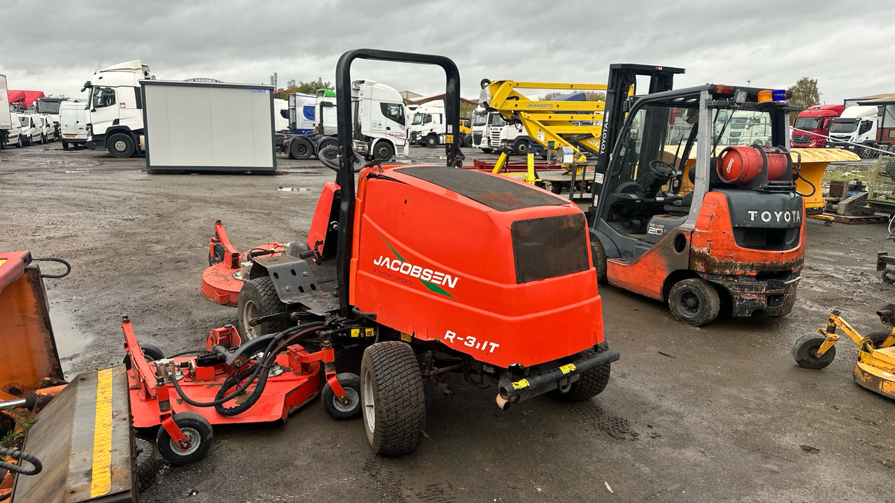 Jacobsen R311T - Lawn mower: picture 3 Jacobsen R311T - Lawn mower: picture 3