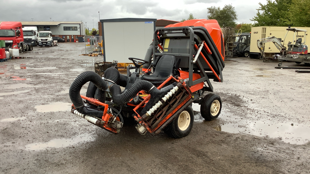 KUBOTA AM3300 - Lawn mower: picture 1 KUBOTA AM3300 - Lawn mower: picture 1