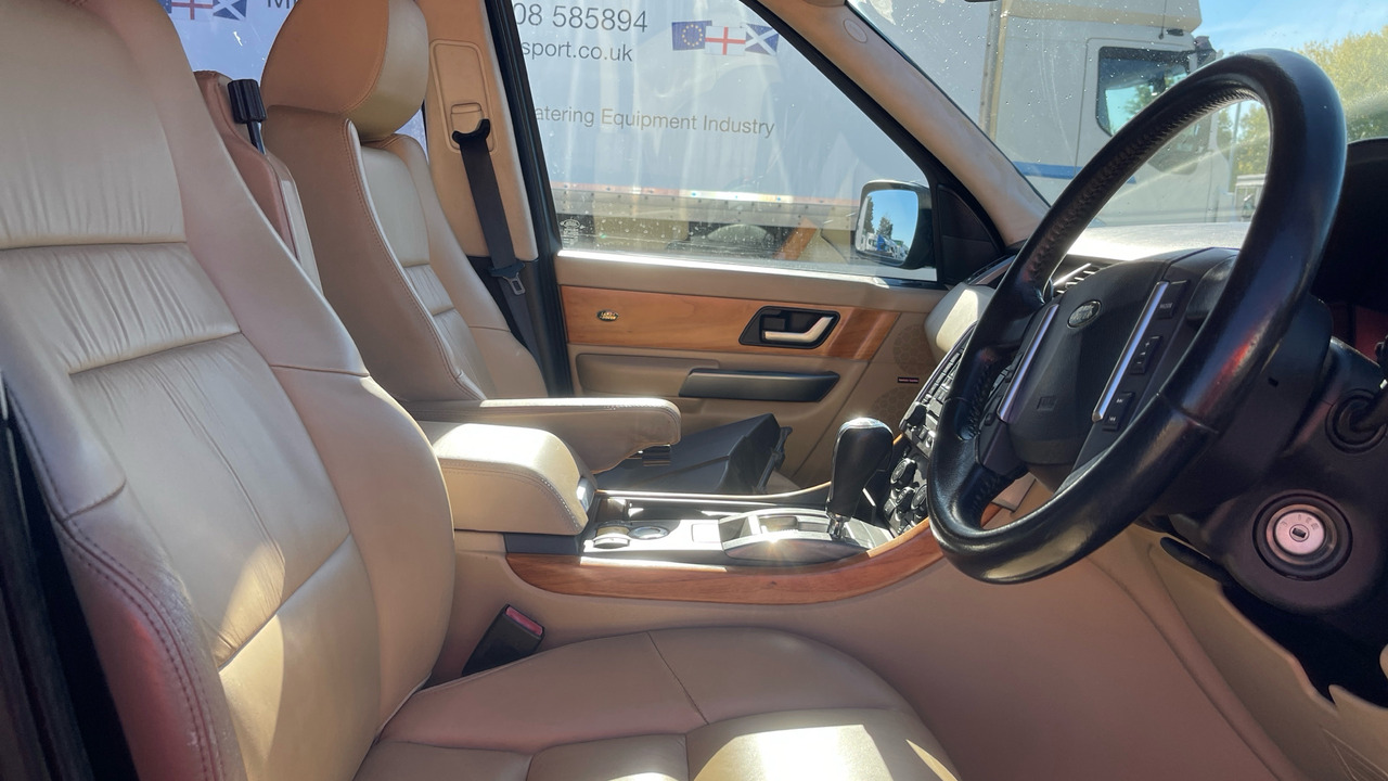 LAND ROVER RANGE ROVER SPORT 2.7 V6 HSE - Estate car: picture 5 LAND ROVER RANGE ROVER SPORT 2.7 V6 HSE - Estate car: picture 5