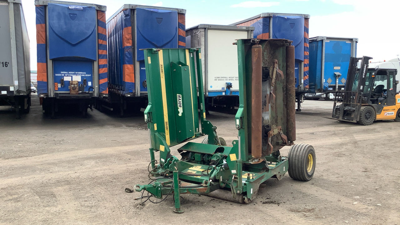 MAJOR 18000GR TRAILED FINISHING MOWER 13/438 - Construction equipment: picture 2 MAJOR 18000GR TRAILED FINISHING MOWER 13/438 - Construction equipment: picture 2
