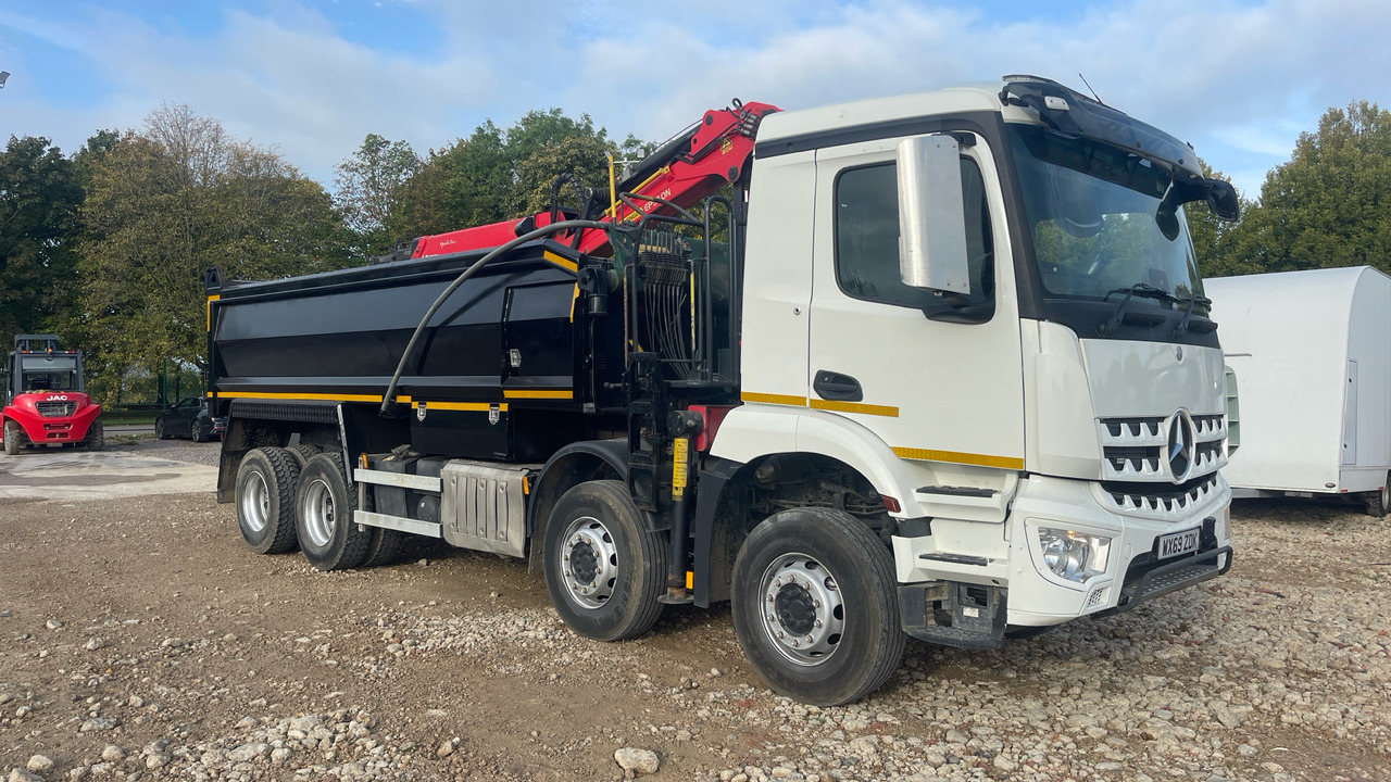 MERCEDES-BENZ AROCS - Tipper, Crane truck: picture 1 MERCEDES-BENZ AROCS - Tipper, Crane truck: picture 1