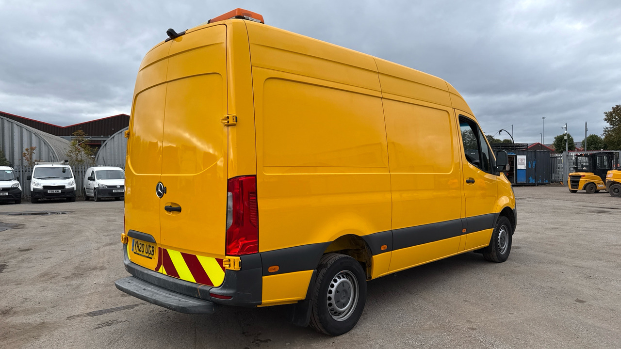 MERCEDES-BENZ SPRINTER 316 CDI - Closed box van: picture 4 MERCEDES-BENZ SPRINTER 316 CDI - Closed box van: picture 4