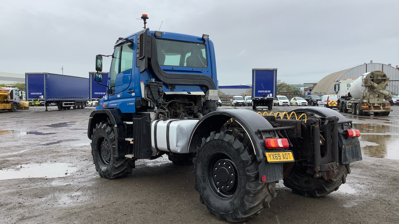 MERCEDES-BENZ UNIMOG U530 - Farm tractor: picture 3 MERCEDES-BENZ UNIMOG U530 - Farm tractor: picture 3