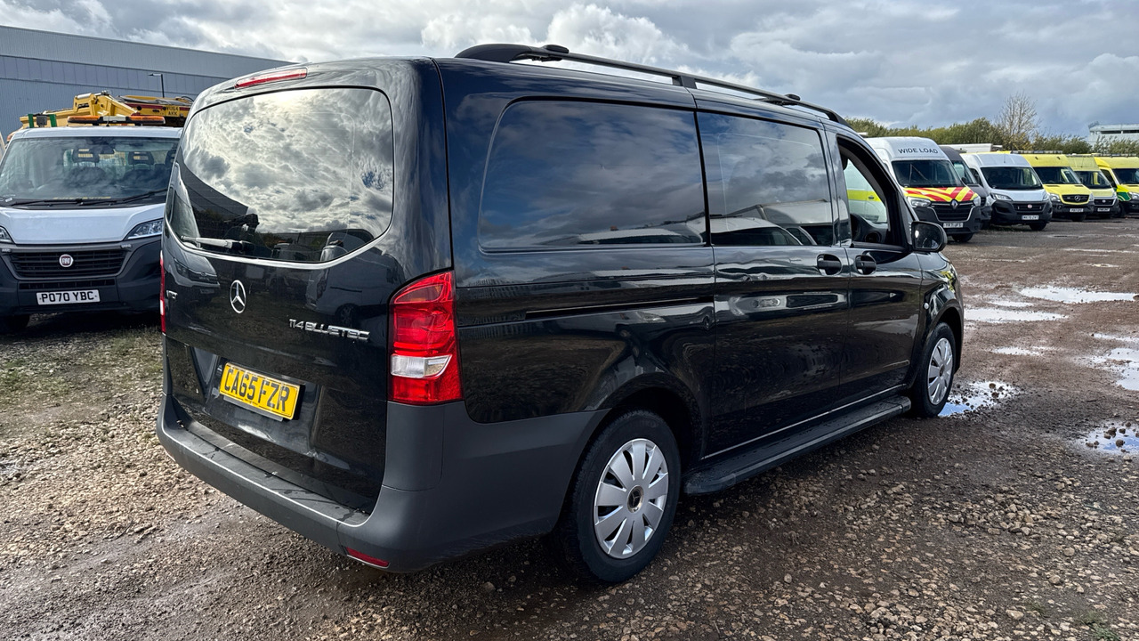 MERCEDES-BENZ VITO 114CDI BlueTec - Crew cab van: picture 4 MERCEDES-BENZ VITO 114CDI BlueTec - Crew cab van: picture 4