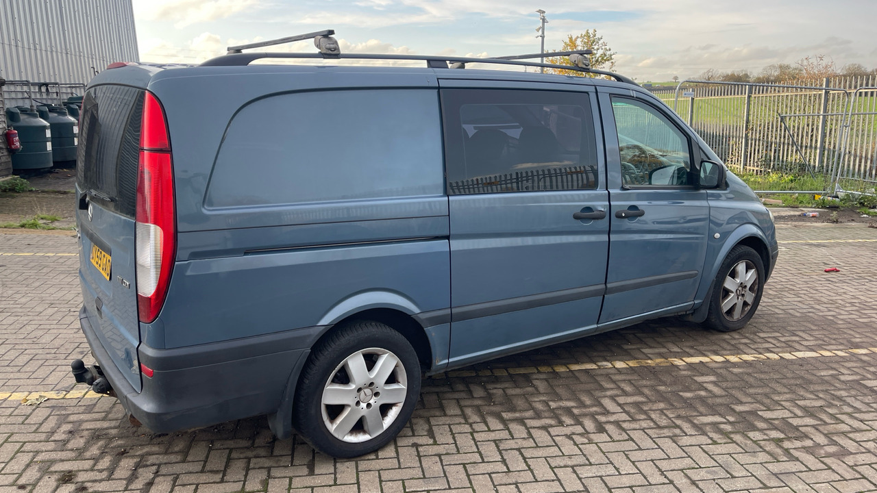 MERCEDES VITO 111 CDI COMPACT - Crew cab van: picture 5 MERCEDES VITO 111 CDI COMPACT - Crew cab van: picture 5