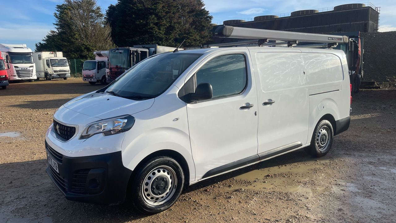 PEUGEOT EXPERT PROFESSIONAL 1200 1.5 BLUEHDI 100PS - Small van: picture 2 PEUGEOT EXPERT PROFESSIONAL 1200 1.5 BLUEHDI 100PS - Small van: picture 2