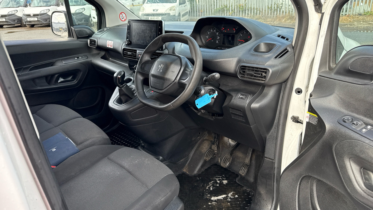 Peugeot Partner 650 1.5 BLUEHDI 75PS - Small van: picture 5 Peugeot Partner 650 1.5 BLUEHDI 75PS - Small van: picture 5