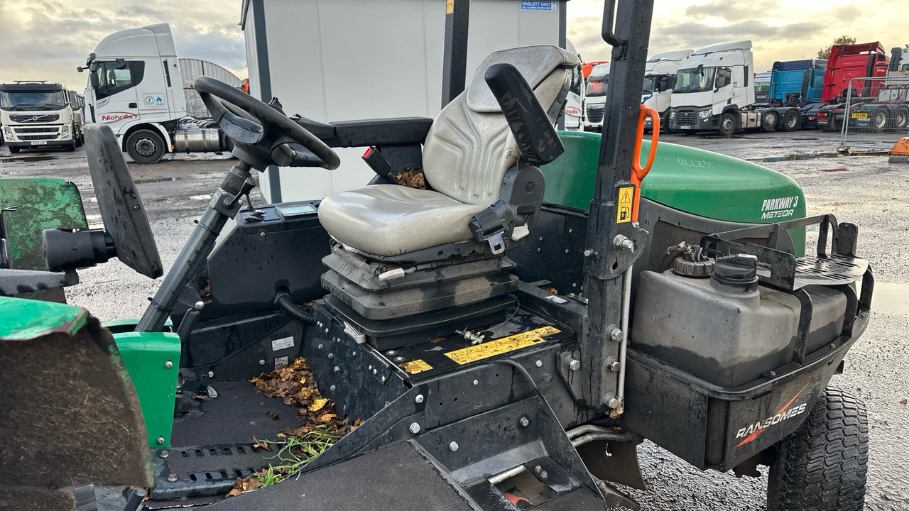 RANSOMES PARKWAY 3 METEOR - Lawn mower: picture 5 RANSOMES PARKWAY 3 METEOR - Lawn mower: picture 5