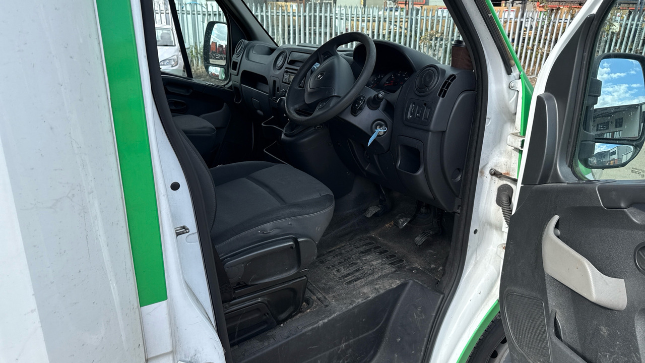 RENAULT TRUCKS MASTER 35 - Refrigerated delivery van: picture 5 RENAULT TRUCKS MASTER 35 - Refrigerated delivery van: picture 5
