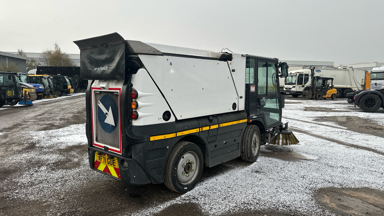 SCHMIDT SWINGO 200 - Road sweeper: picture 4 SCHMIDT SWINGO 200 - Road sweeper: picture 4
