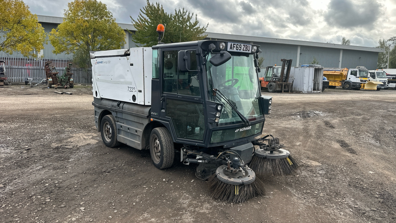 SCHMIDT SWINGO 200 - Road sweeper: picture 1 SCHMIDT SWINGO 200 - Road sweeper: picture 1