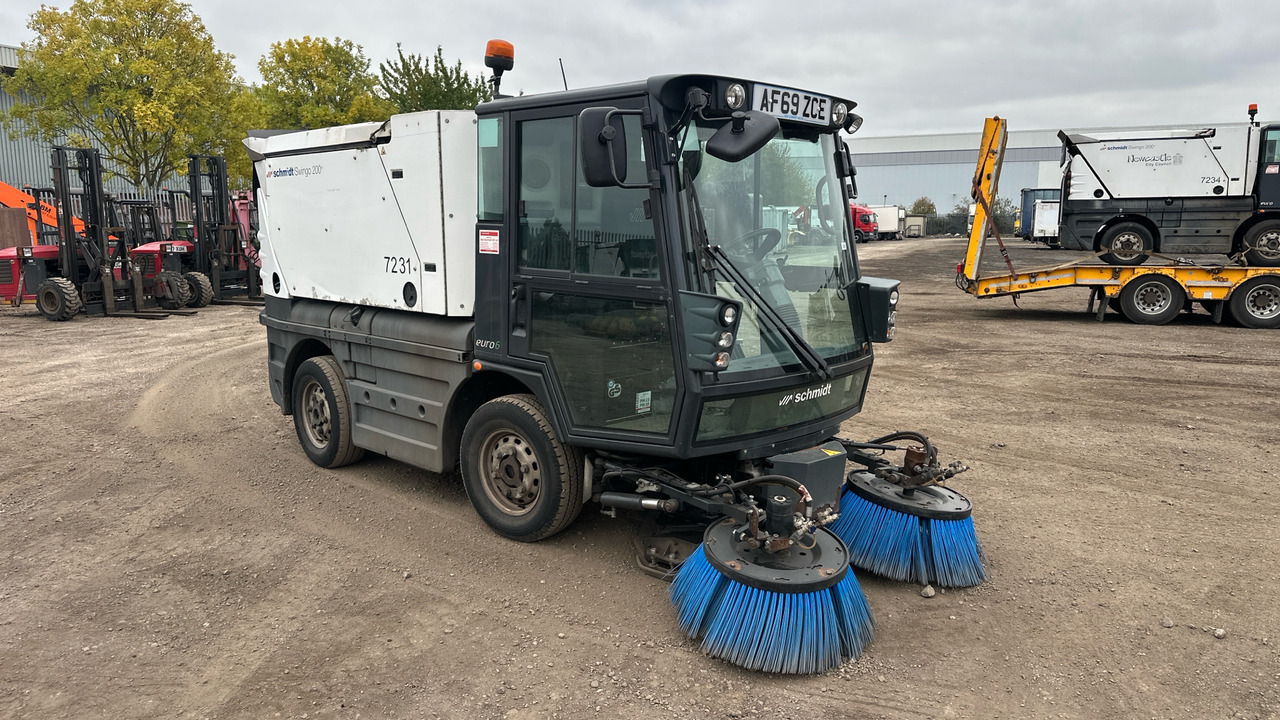 SCHMIDT SWINGO 200 - Road sweeper: picture 1 SCHMIDT SWINGO 200 - Road sweeper: picture 1