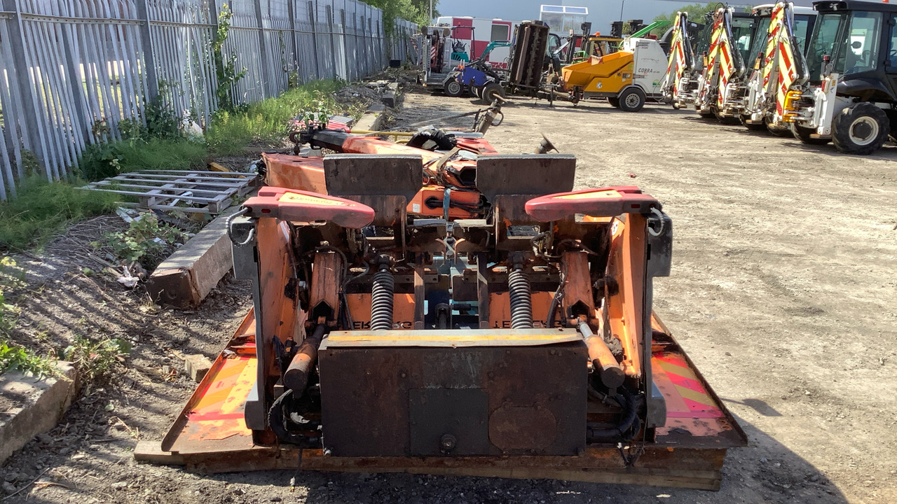 TERBERG TWIN BIN LIFT - Construction equipment: picture 4 TERBERG TWIN BIN LIFT - Construction equipment: picture 4