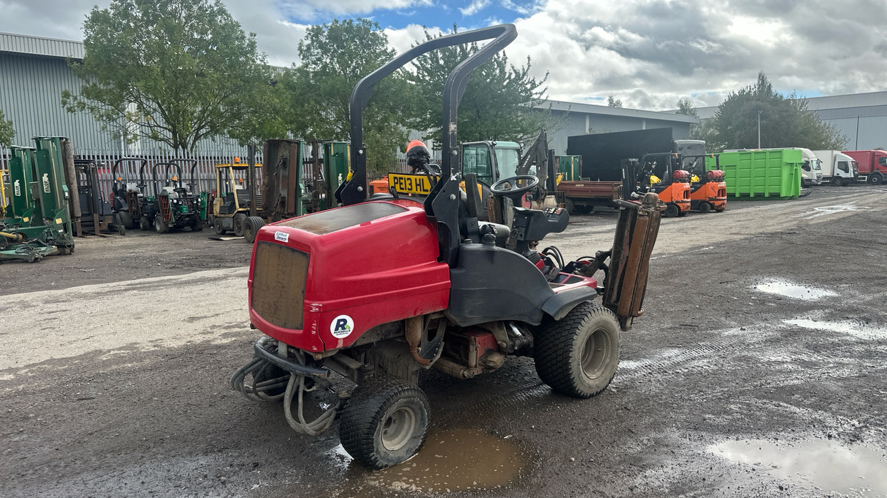 TORO LT3340 - Lawn mower: picture 4 TORO LT3340 - Lawn mower: picture 4