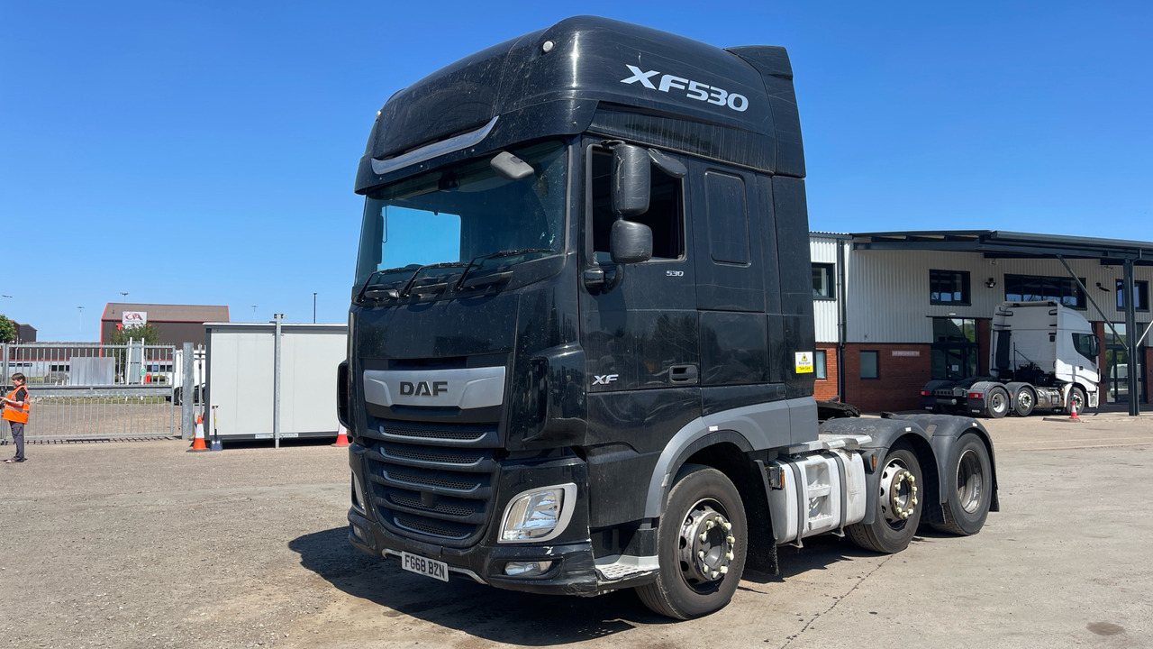 DAF XF 530 - Tractor unit: picture 2 DAF XF 530 - Tractor unit: picture 2