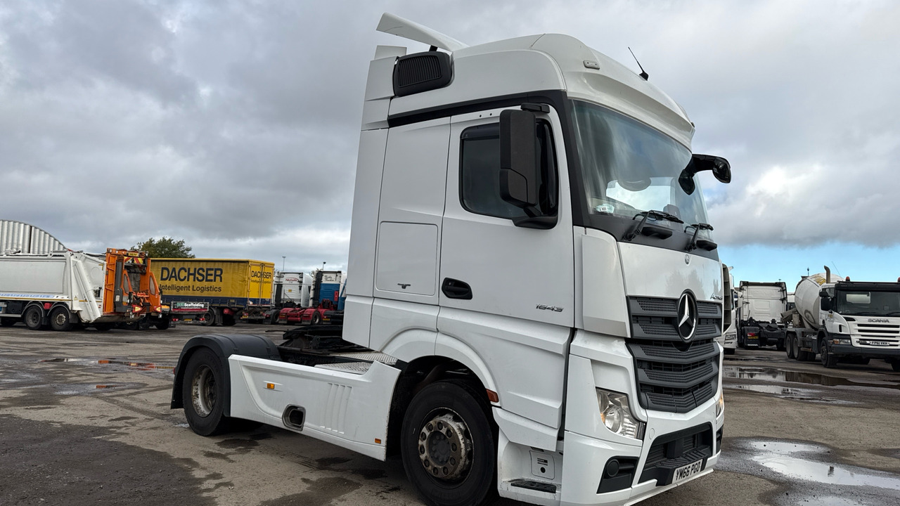 MERCEDES-BENZ ACTROS 1843 - Tractor unit: picture 1 MERCEDES-BENZ ACTROS 1843 - Tractor unit: picture 1