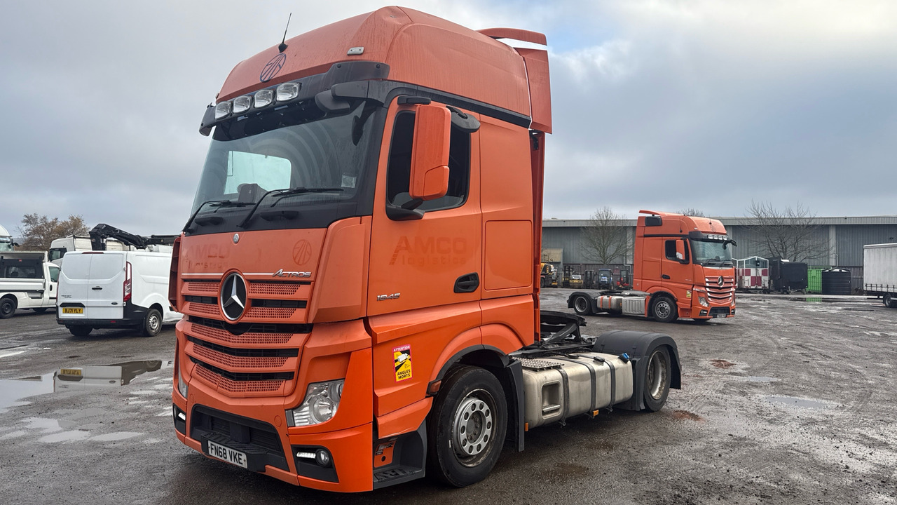 MERCEDES-BENZ ACTROS 1845 - Tractor unit: picture 2 MERCEDES-BENZ ACTROS 1845 - Tractor unit: picture 2