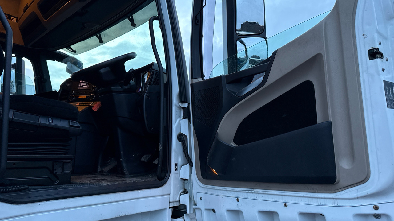 MERCEDES-BENZ ACTROS 6 - Tractor unit: picture 5 MERCEDES-BENZ ACTROS 6 - Tractor unit: picture 5