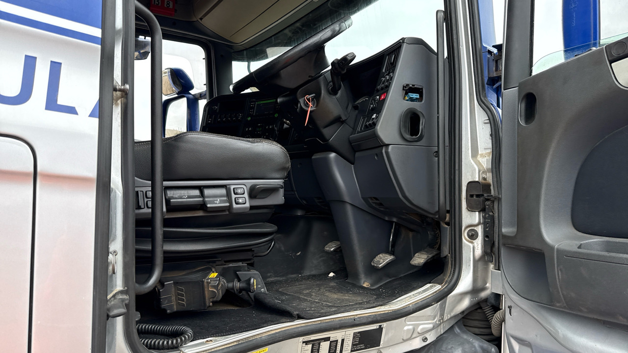 SCANIA R 730 - Tractor unit: picture 5 SCANIA R 730 - Tractor unit: picture 5