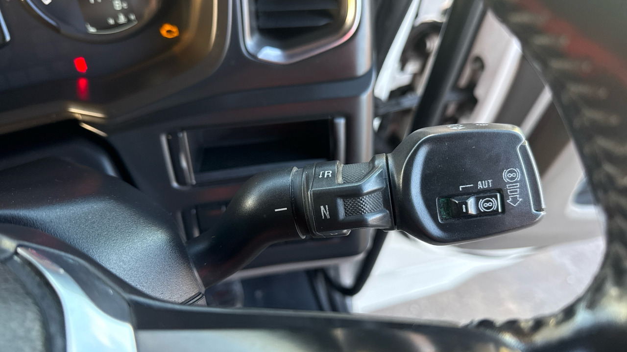 Tractor unit SCANIA S  500: picture 10