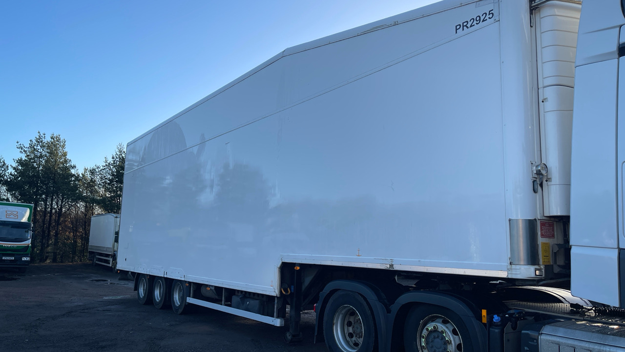 GRAY & ADAMS FRIDGE BOX DOUBLE DECK STEPFRAME - Trailer: picture 2 GRAY & ADAMS FRIDGE BOX DOUBLE DECK STEPFRAME - Trailer: picture 2