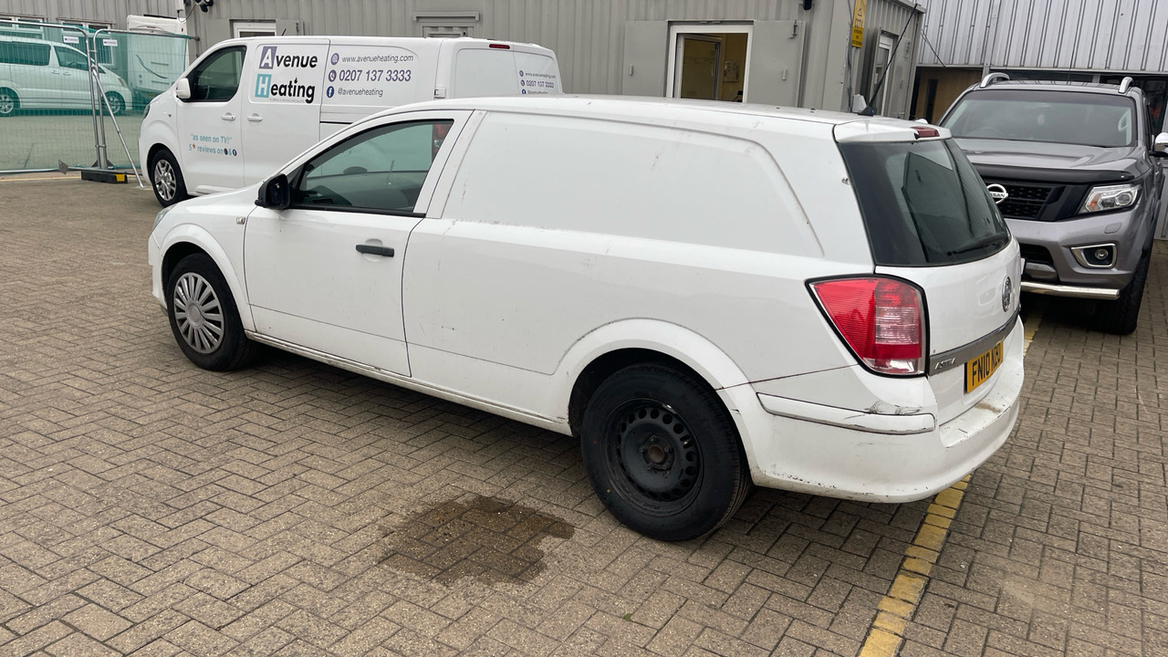 VAUXHALL ASTRA CLUB 1.7 CDTI - Car: picture 3 VAUXHALL ASTRA CLUB 1.7 CDTI - Car: picture 3