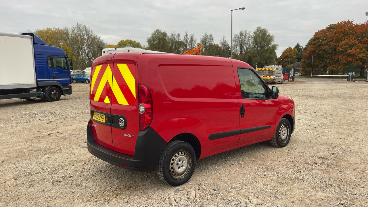 VAUXHALL COMBO 2000 1.6 CDTI 16V 105ps H1 Van - Small van: picture 4 VAUXHALL COMBO 2000 1.6 CDTI 16V 105ps H1 Van - Small van: picture 4