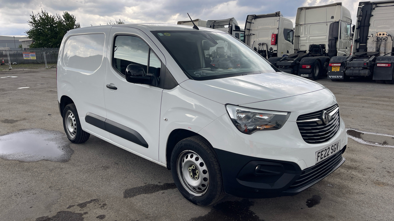 Vauxhall Combo Cargo 2300 1.5 TURBO D 100PS - Small van: picture 1 Vauxhall Combo Cargo 2300 1.5 TURBO D 100PS - Small van: picture 1