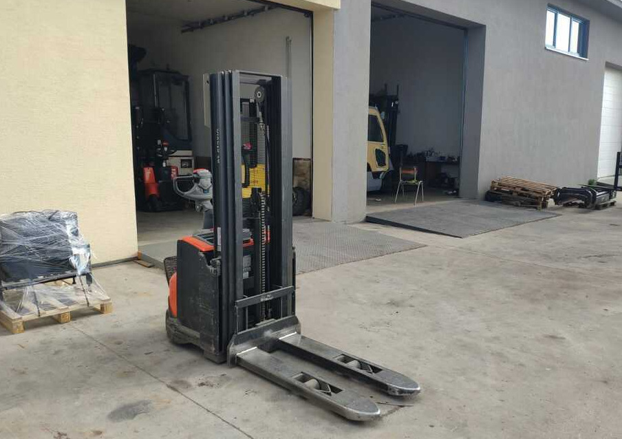 BT SWE120 - Stacker: picture 2 BT SWE120 - Stacker: picture 2