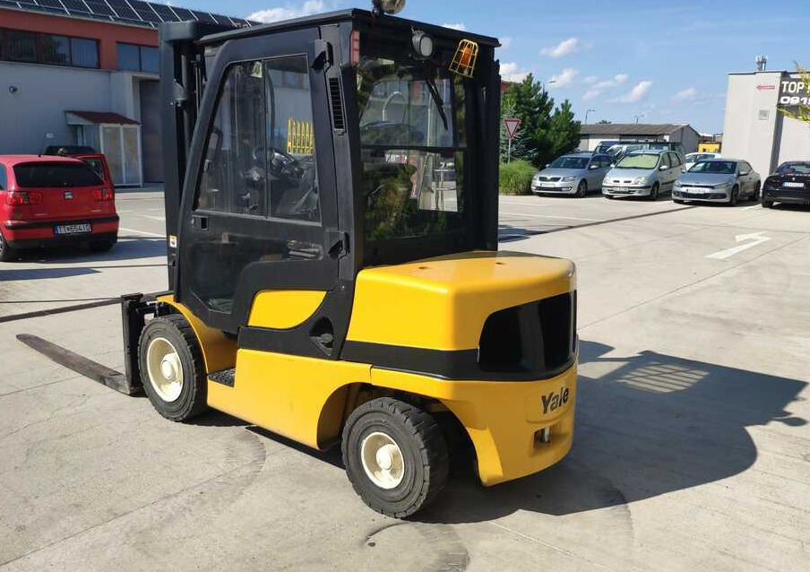 Yale GDP35VX - Diesel forklift: picture 3 Yale GDP35VX - Diesel forklift: picture 3
