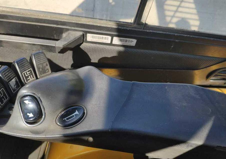 Yale GDP35VX - Diesel forklift: picture 5 Yale GDP35VX - Diesel forklift: picture 5