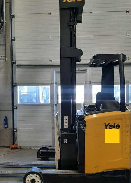 Yale MR14 - Reach truck: picture 1 Yale MR14 - Reach truck: picture 1