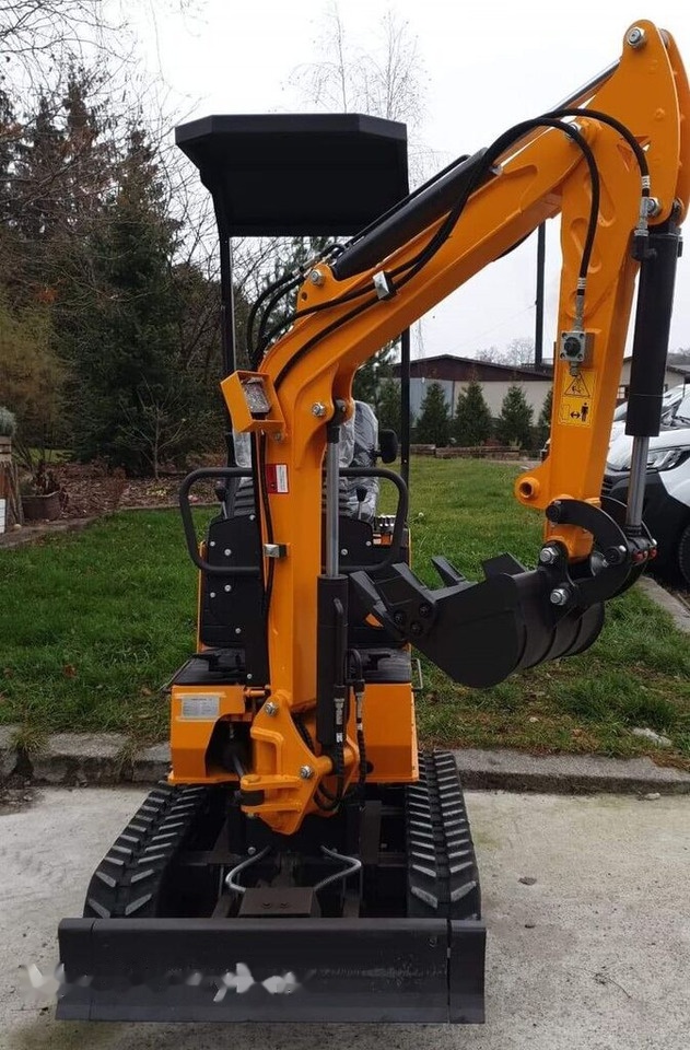 Berger Kraus Mini Excavator BK800BS torsion arm with FULL equipment - Mini excavator: picture 2 Berger Kraus Mini Excavator BK800BS torsion arm with FULL equipment - Mini excavator: picture 2
