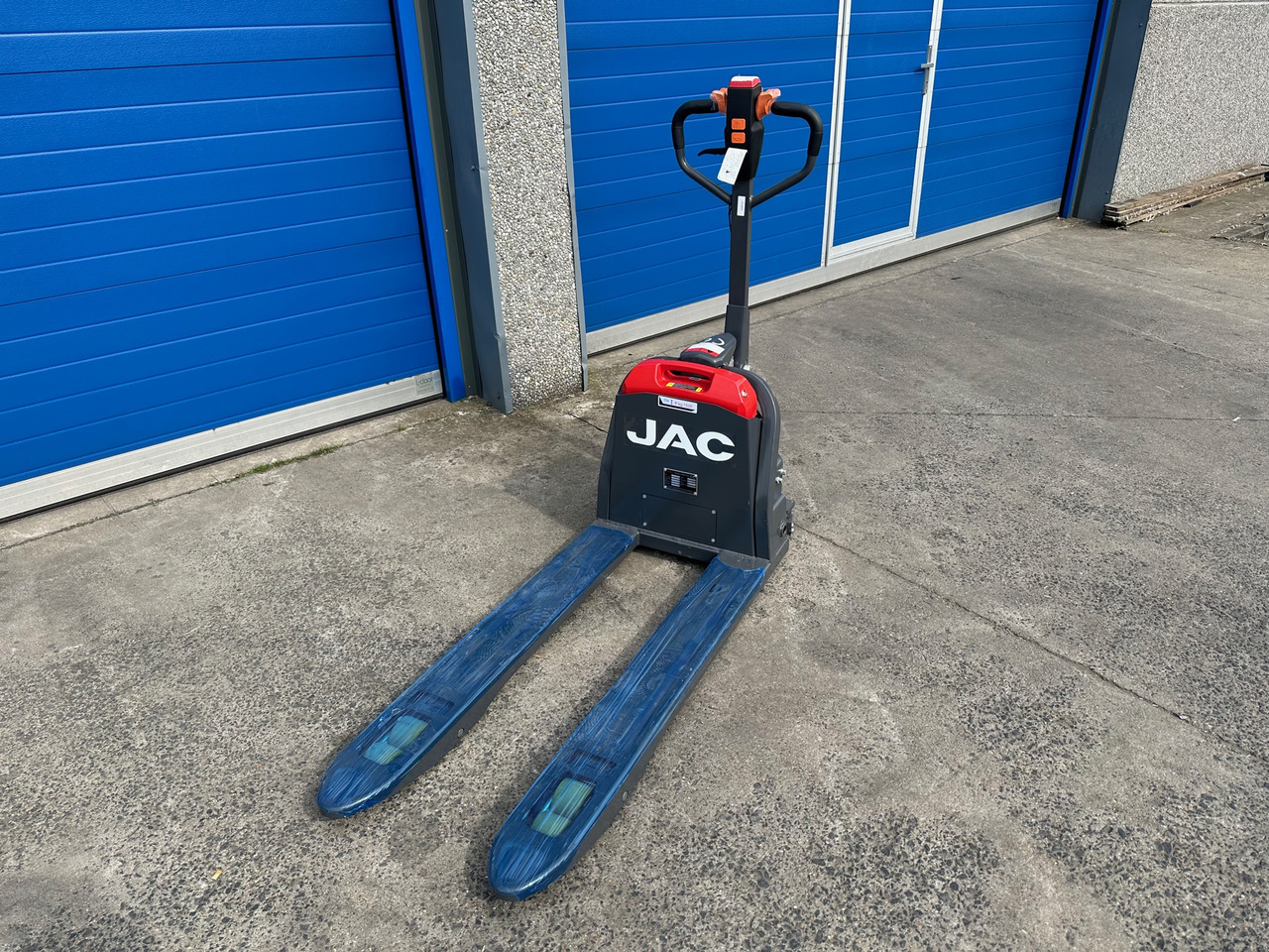 JAC CBD15 - Pallet truck: picture 2 JAC CBD15 - Pallet truck: picture 2