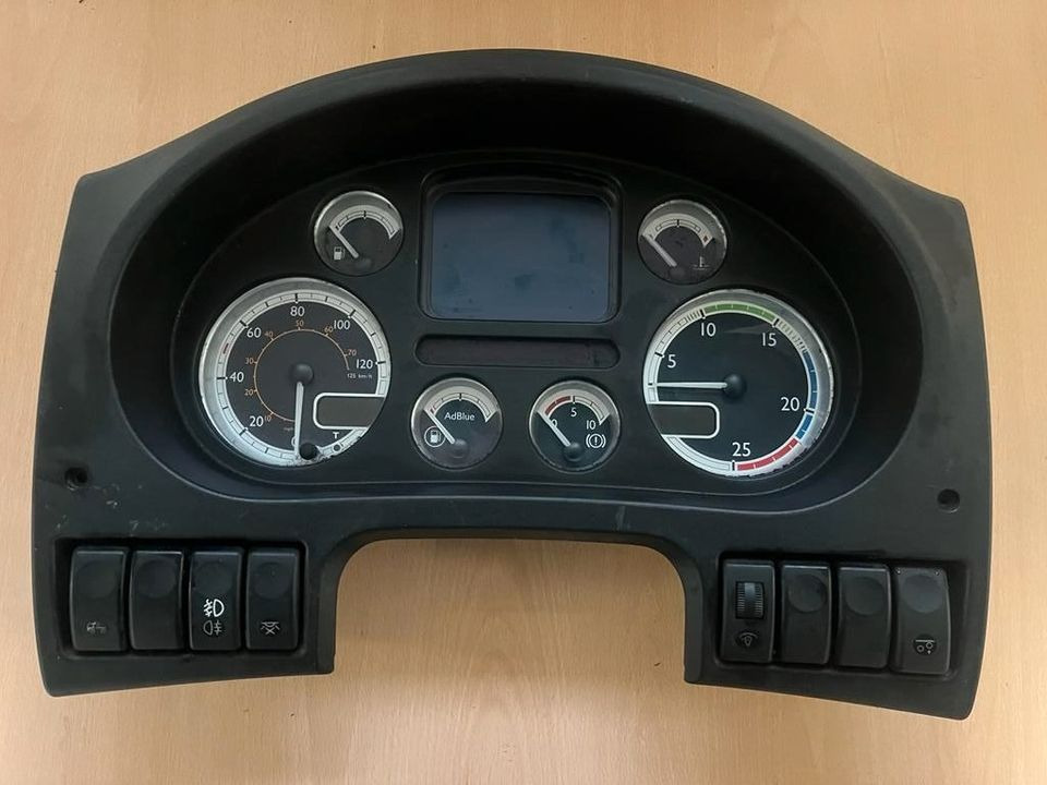 DAF CF Kombiinstrument Tacho 1789470 - Tachograph for Truck: picture 1 DAF CF Kombiinstrument Tacho 1789470 - Tachograph for Truck: picture 1