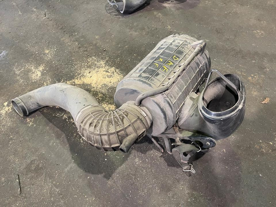 DAF XF Luftfilter Luftfilterkasten - Air filter for Truck: picture 3 DAF XF Luftfilter Luftfilterkasten - Air filter for Truck: picture 3