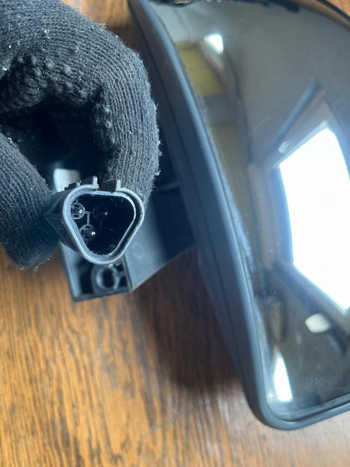 MAN Außenspiegel, Rampenspiegel elektrisch 81637306574 - Rear view mirror for Truck: picture 3 MAN Außenspiegel, Rampenspiegel elektrisch 81637306574 - Rear view mirror for Truck: picture 3