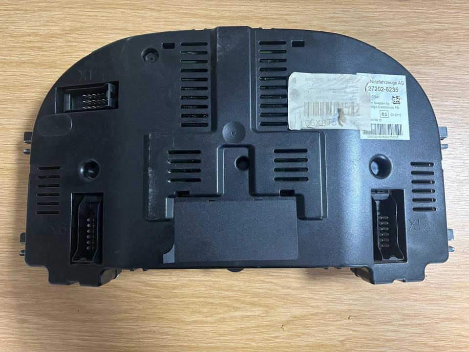 MAN Kombiinstrument / Tacho 81.27202-6235 - Tachograph for Truck: picture 2 MAN Kombiinstrument / Tacho 81.27202-6235 - Tachograph for Truck: picture 2