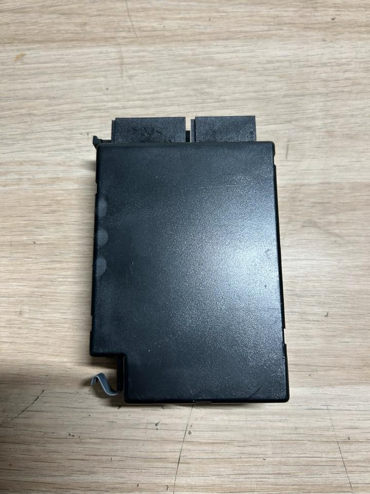 Mercedes Atego 4 EU 6 Video Radar Steuergerät A0004464151 - Electrical system for Truck: picture 4 Mercedes Atego 4 EU 6 Video Radar Steuergerät A0004464151 - Electrical system for Truck: picture 4