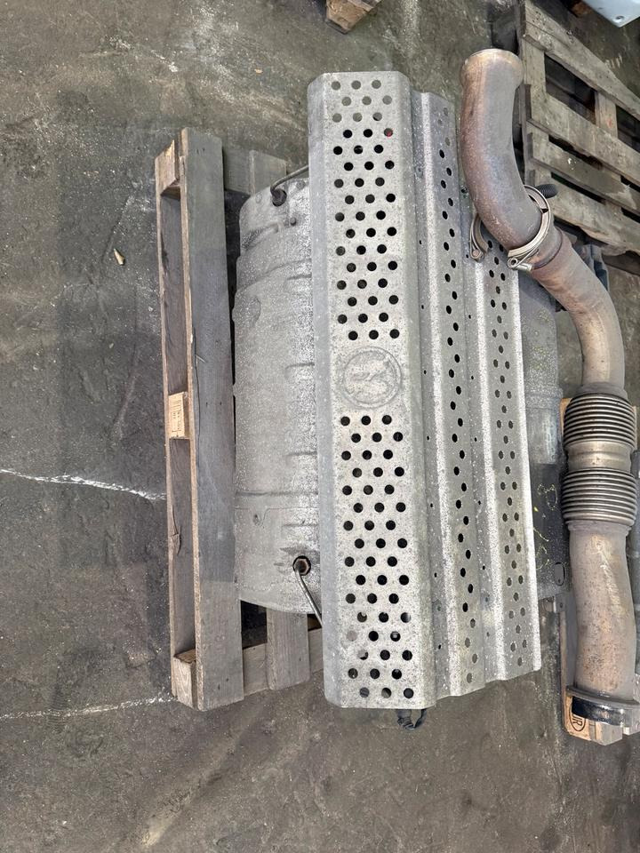 Mercedes Atego 4 EU6 Auspuff Katalysator A0064904012 - Catalytic converter for Truck: picture 2 Mercedes Atego 4 EU6 Auspuff Katalysator A0064904012 - Catalytic converter for Truck: picture 2