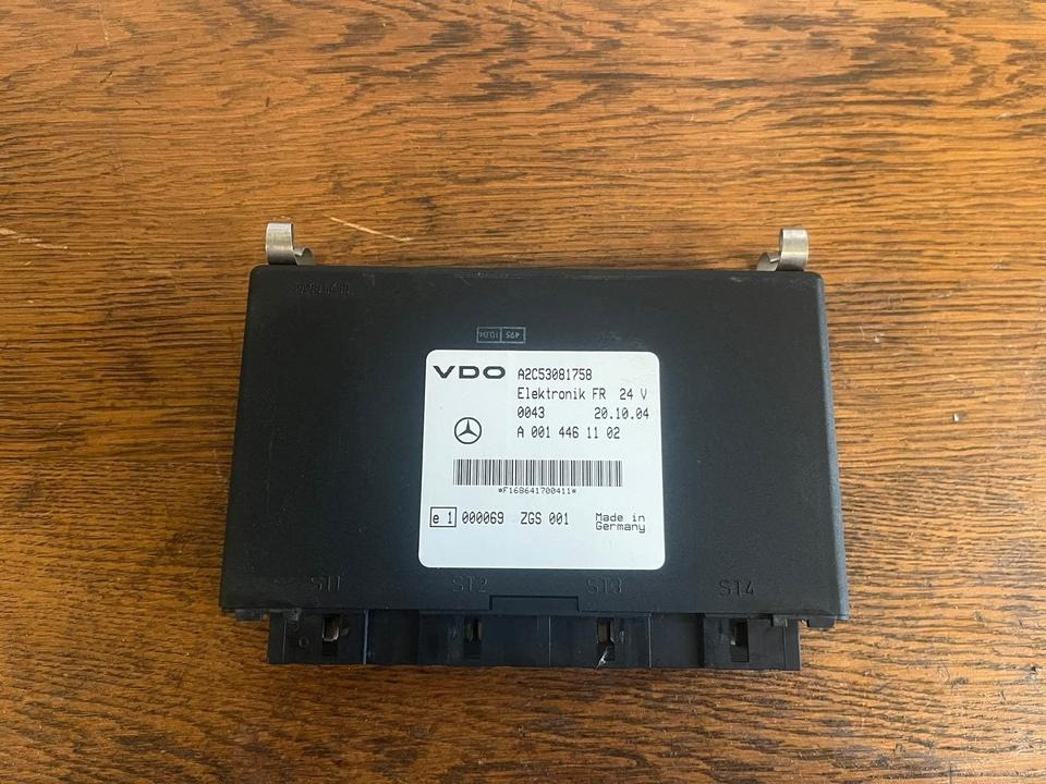 Mercedes-Benz VDO Elektronik FR Steuergerät A0014461102 - ECU for Truck: picture 2 Mercedes-Benz VDO Elektronik FR Steuergerät A0014461102 - ECU for Truck: picture 2